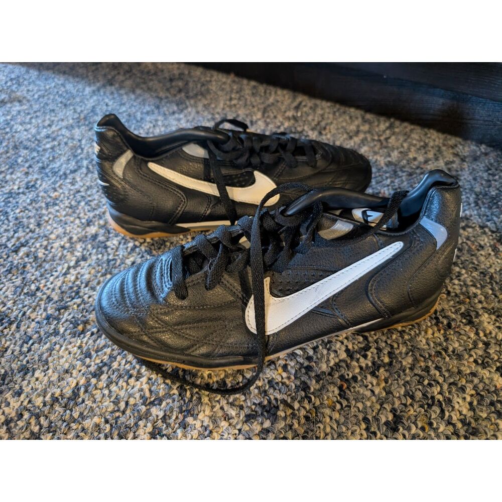 VTG UNWORN NIKE 960507-IB SNEAKERS WOMEN'S SIZE 7
